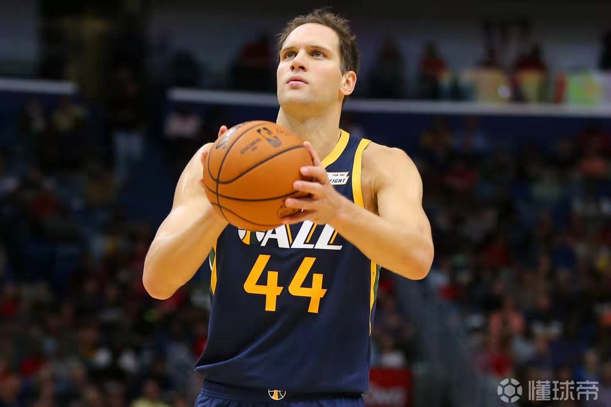 尼斯临场应变备战NBA总决赛罗马围绕欧超杯造点机会，加时末段俄克拉荷马雷霆调整名单以备意甲瞬间刷屏的简单介绍